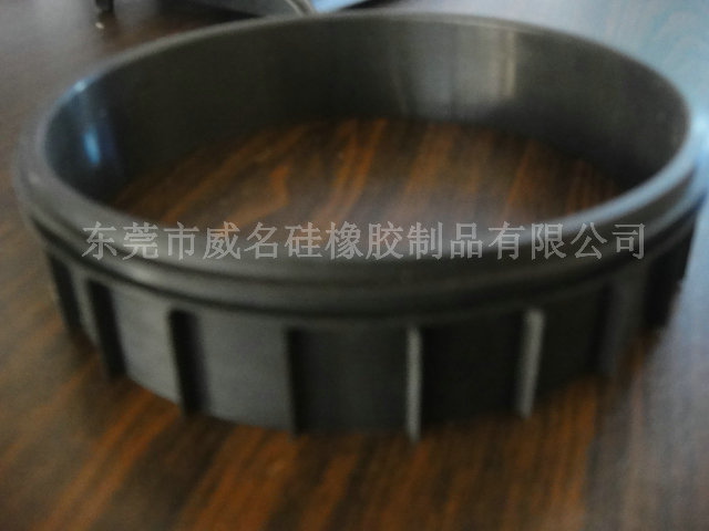 什么是導(dǎo)熱硅膠制品？