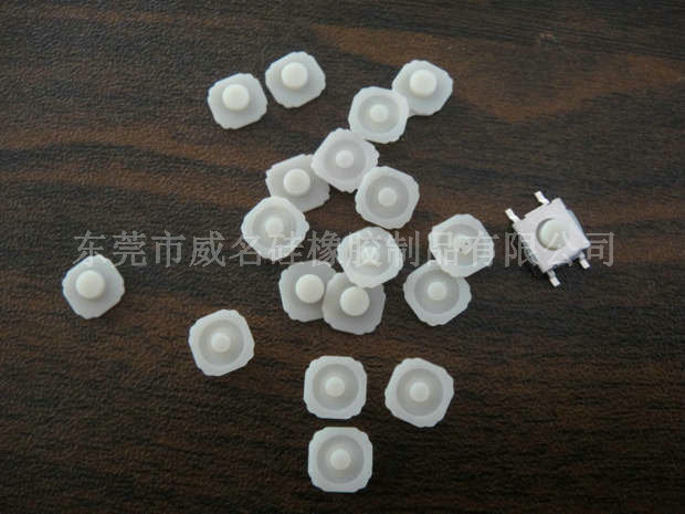 有腳單點硅膠按鍵，觸感非常